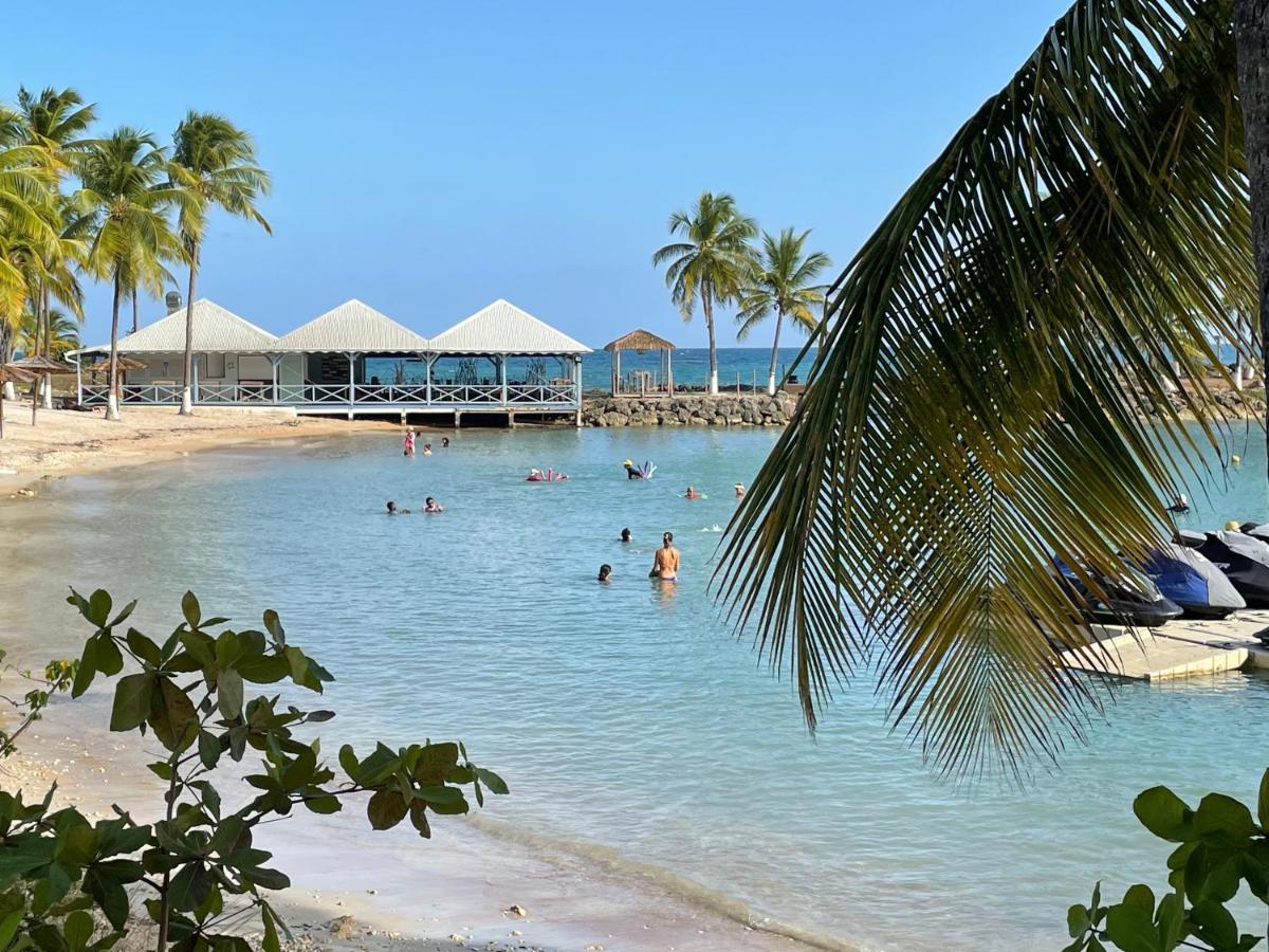 Cauris Lodge Du Marisol Vue Mer Acces Direct Plage Avec Citerne D Eau Le Gosier  Zewnętrze zdjęcie