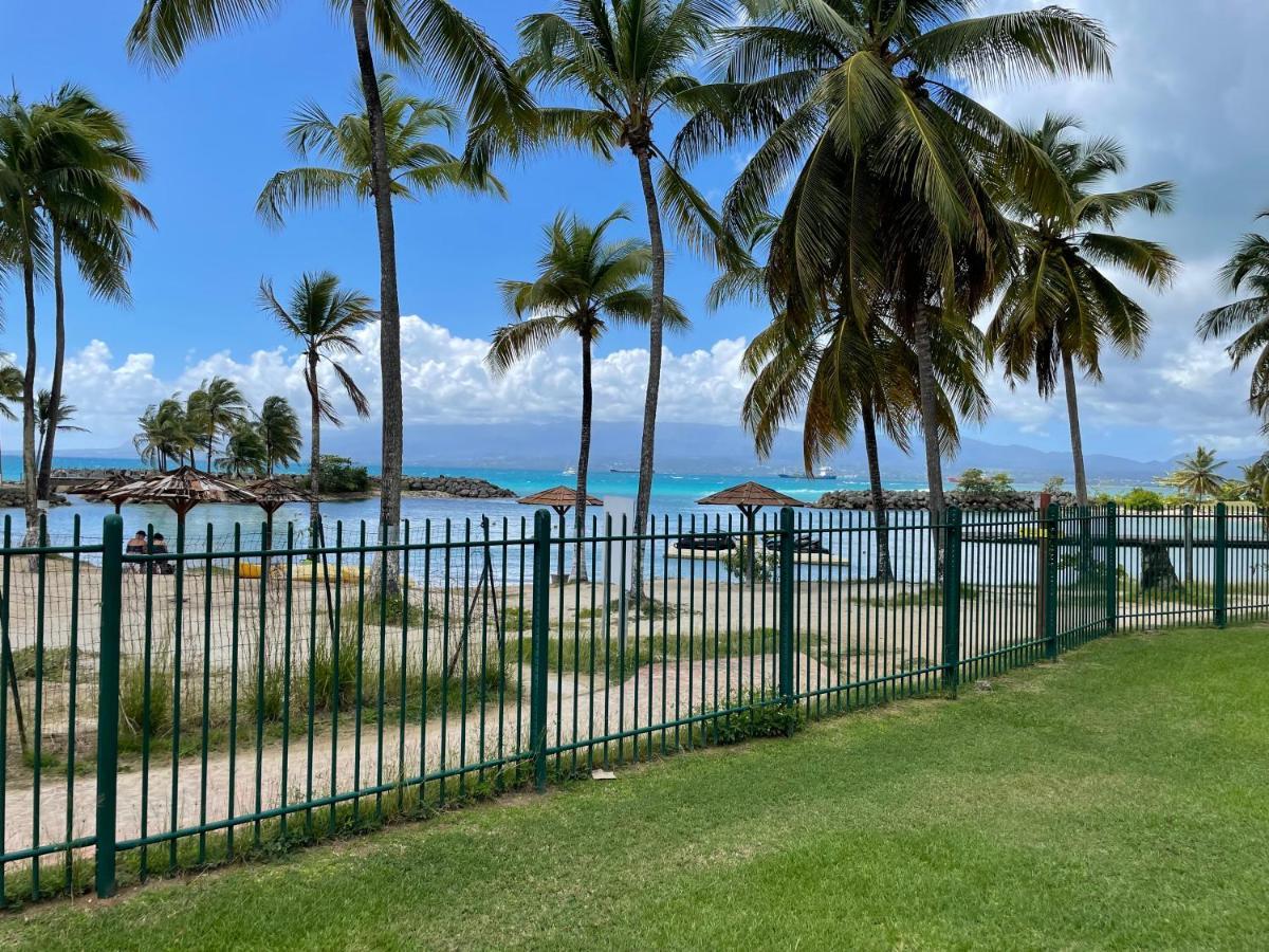 Cauris Lodge Du Marisol Vue Mer Acces Direct Plage Avec Citerne D Eau Le Gosier  Zewnętrze zdjęcie