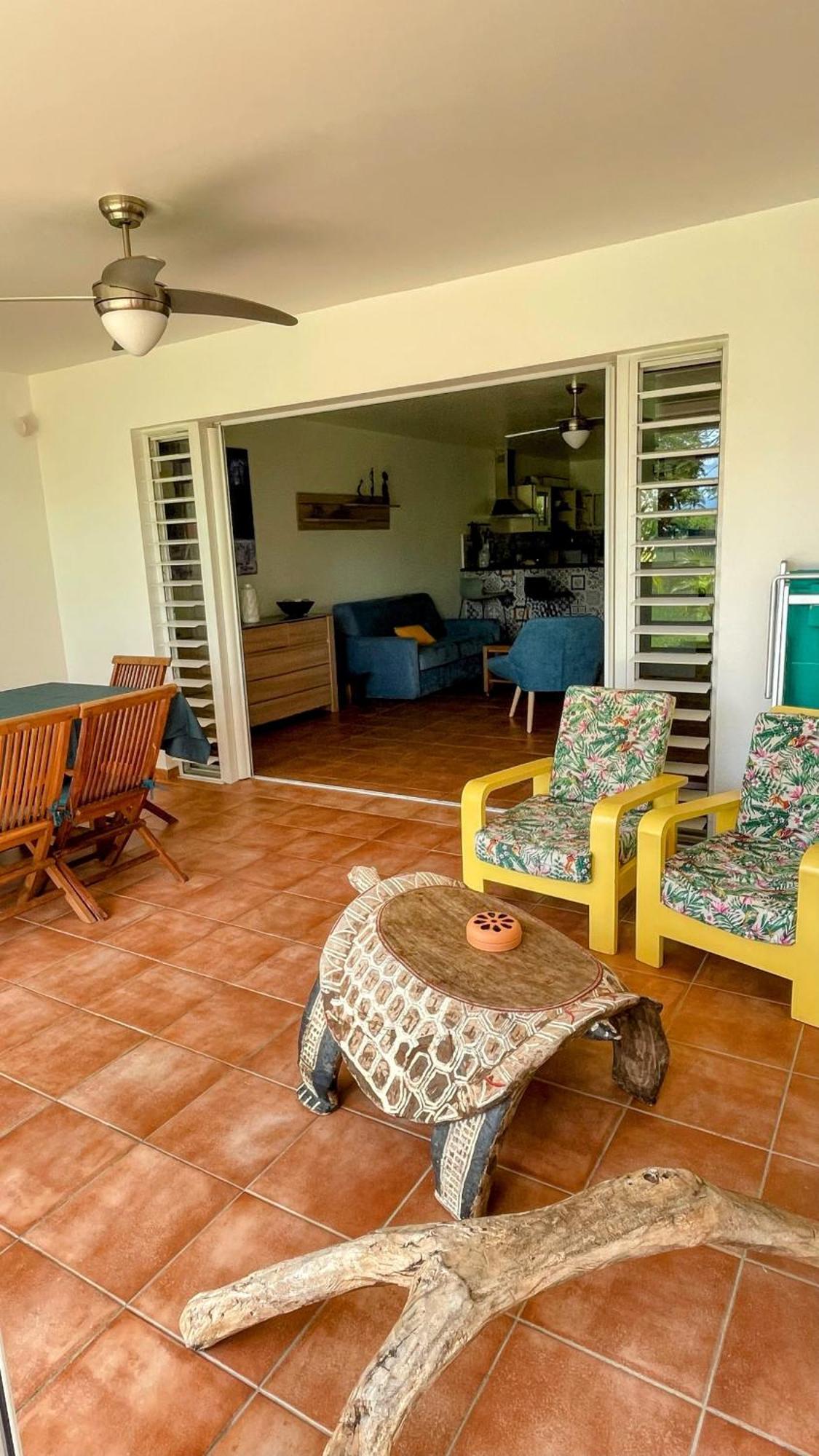 Cauris Lodge Du Marisol Vue Mer Acces Direct Plage Avec Citerne D Eau Le Gosier  Zewnętrze zdjęcie